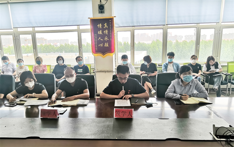 图2 谢荣飞领学.jpg